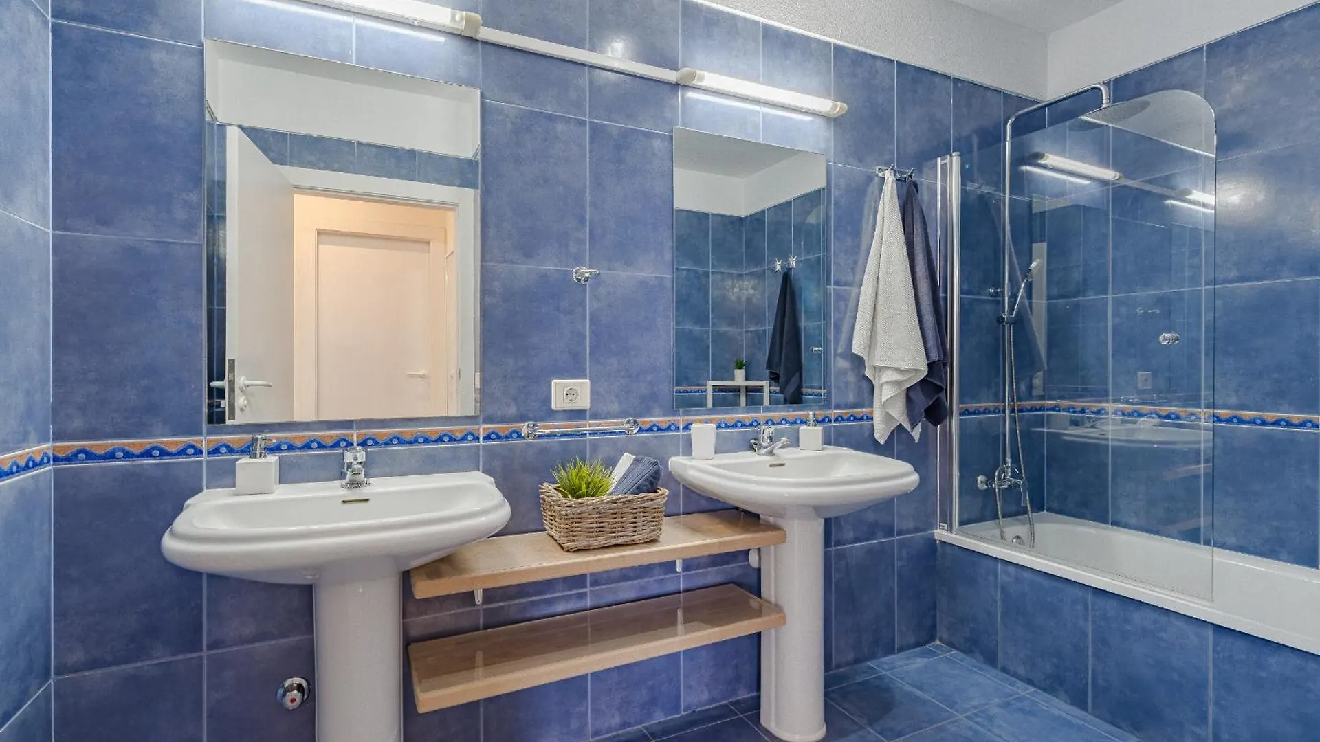 Rentonthebeach Timanfaya Nº2 Los Cristianos  Apartment